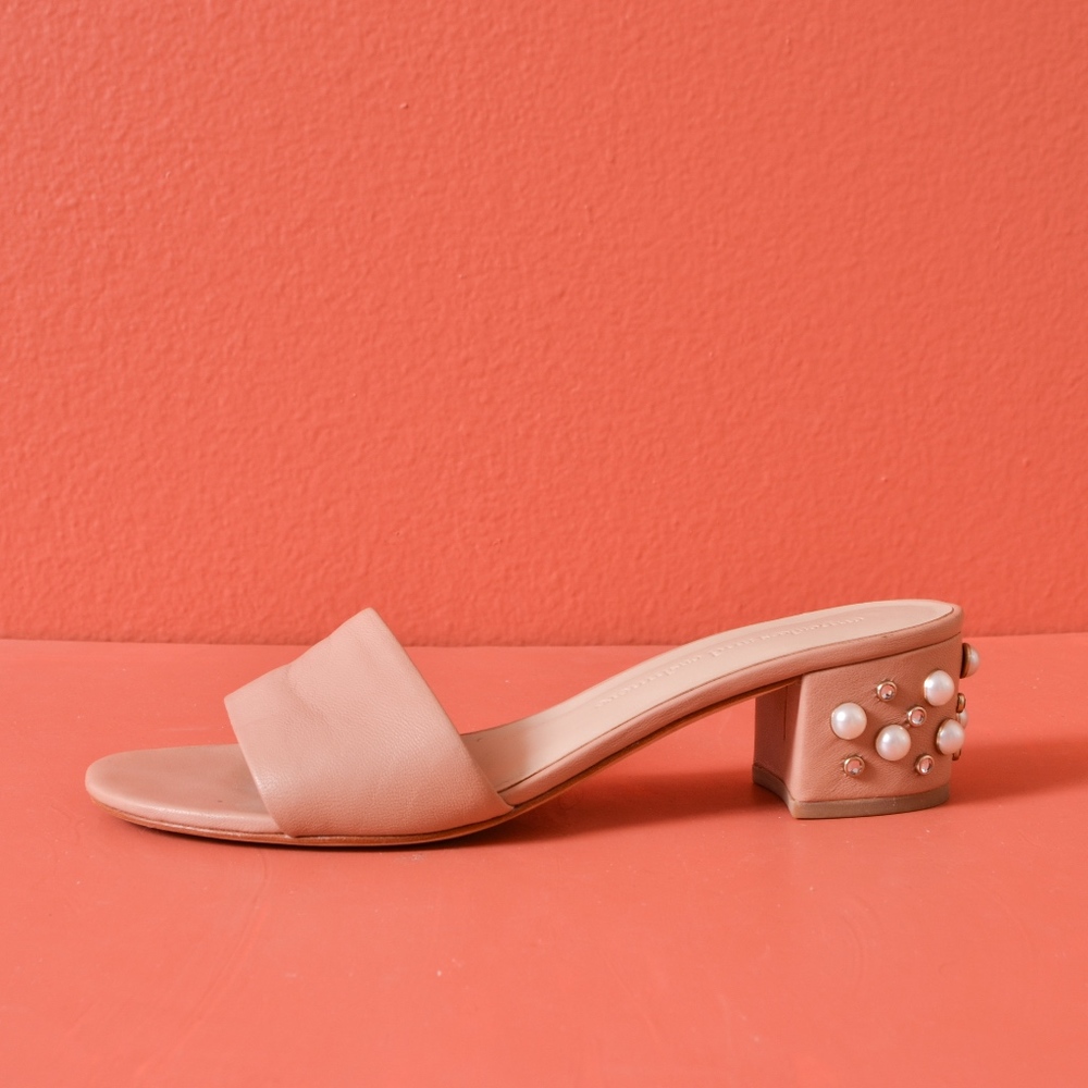 Cupcake and Cashmere Blush Pearl Sandals 8.5